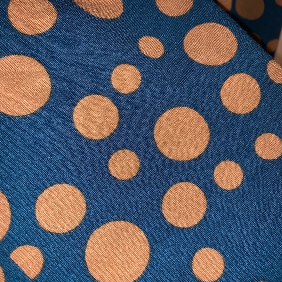 Lularoe Randy - Picture 2 of 2